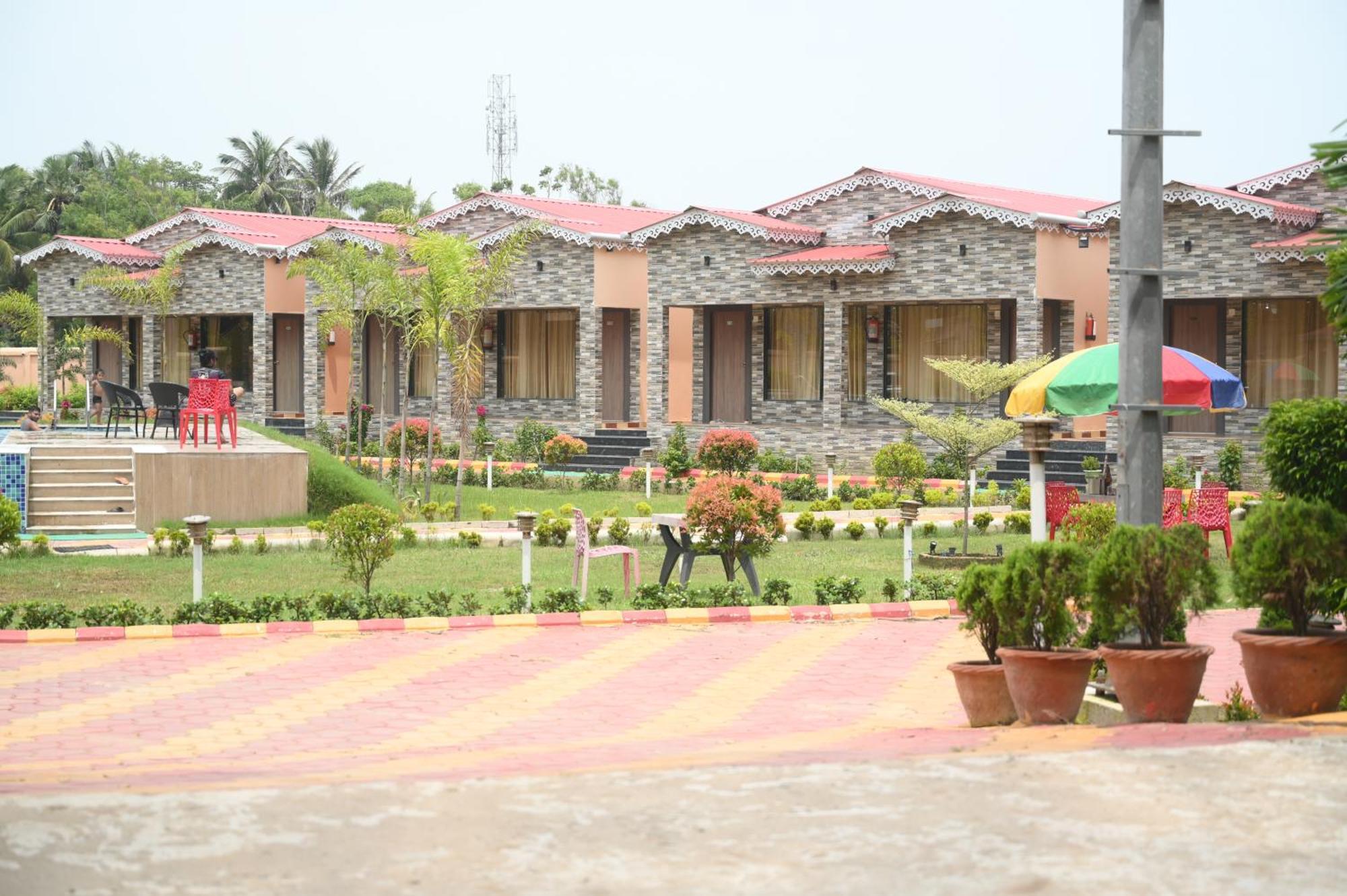 Golden View Resort And Restaurant Tajpur Exterior photo